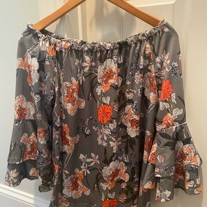 Off the‎ Shoulder Top NWOT